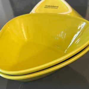 3 Crate & Barrel art deco bowl set lime green triangle shape snack dessert salad